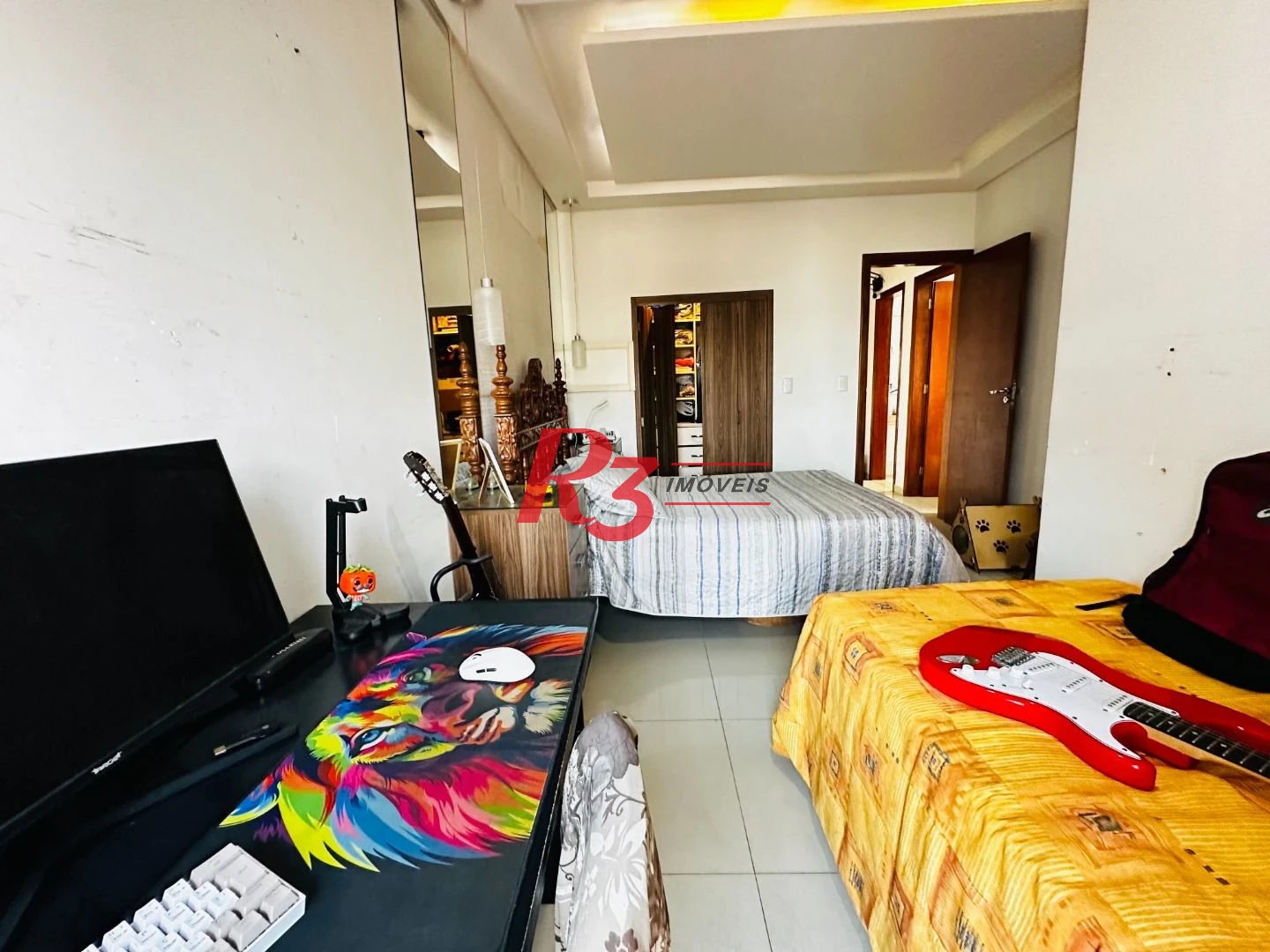 Casa com 3 dormitórios à venda, 210 m² por R$ 650.000,00 - Centro - São Vicente/SP