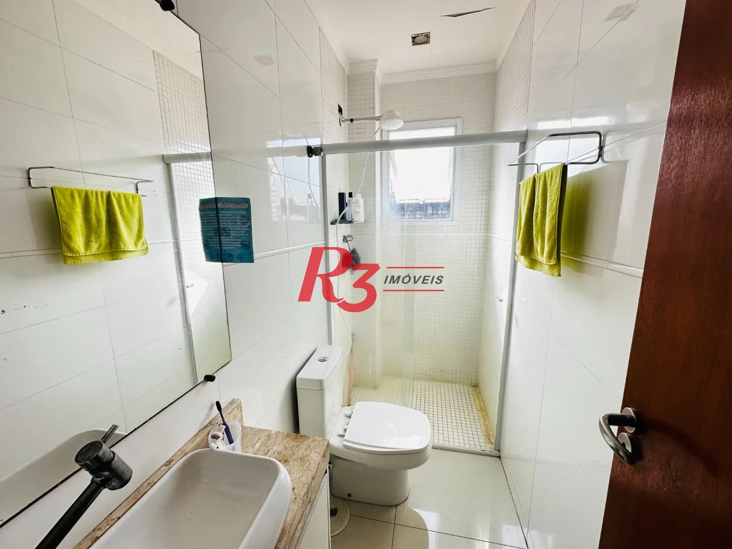 Casa com 3 dormitórios à venda, 210 m² por R$ 650.000,00 - Centro - São Vicente/SP