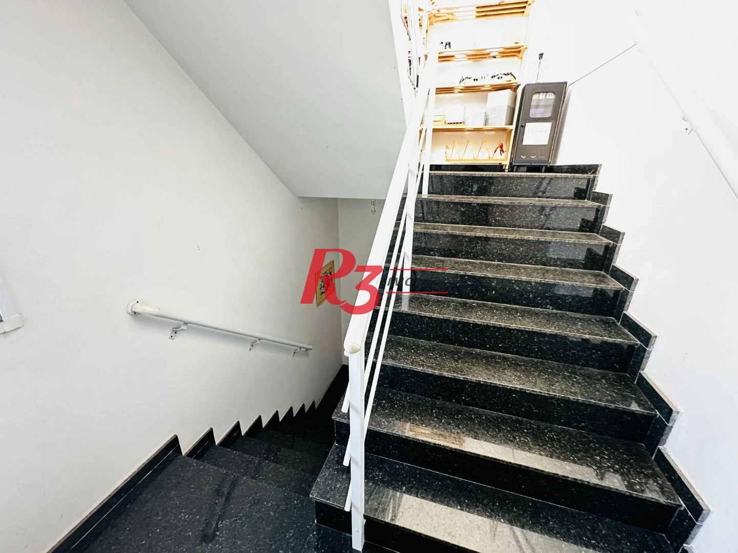 Casa com 3 dormitórios à venda, 210 m² por R$ 650.000,00 - Centro - São Vicente/SP