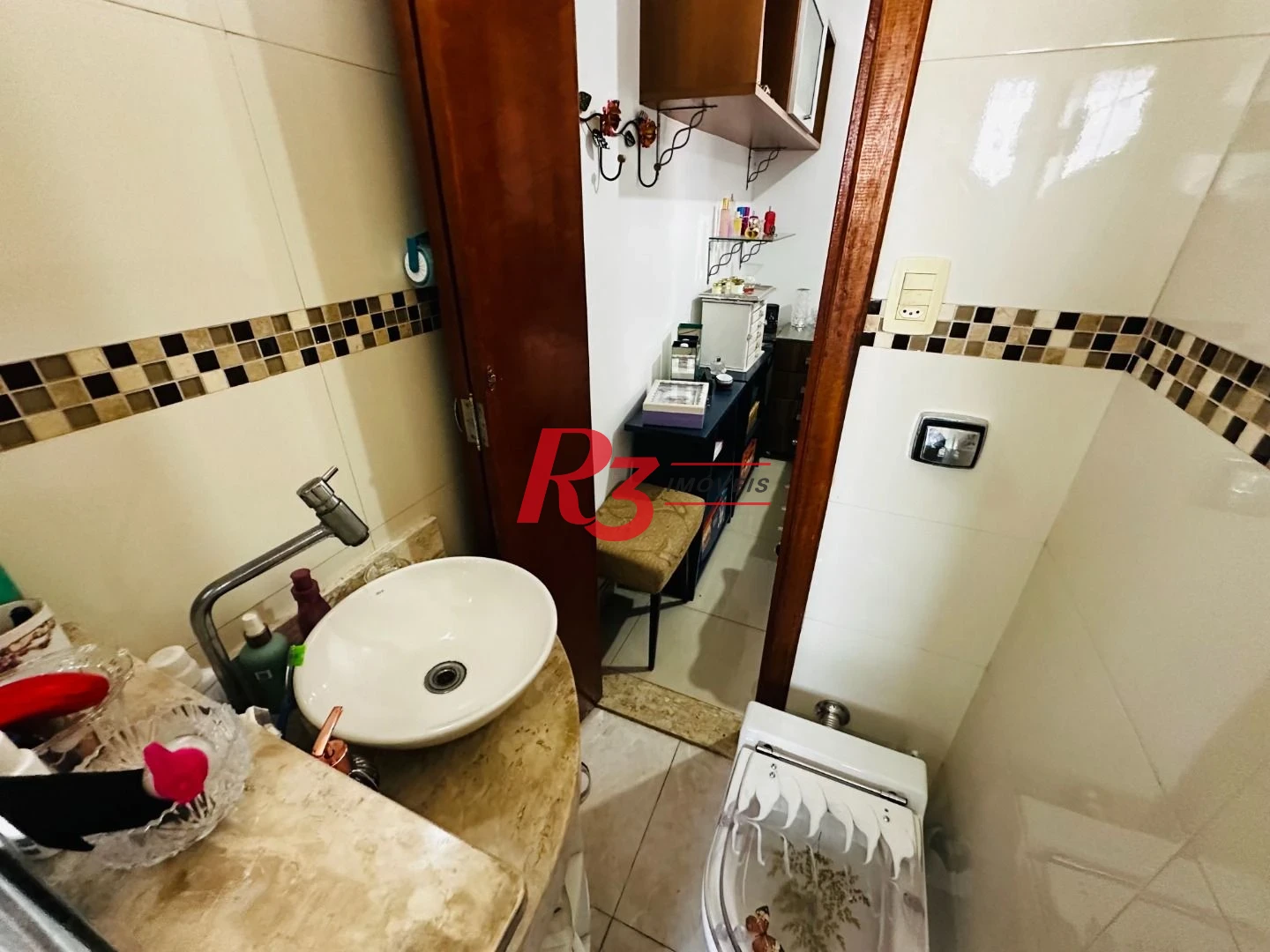 Casa com 3 dormitórios à venda, 210 m² por R$ 650.000,00 - Centro - São Vicente/SP