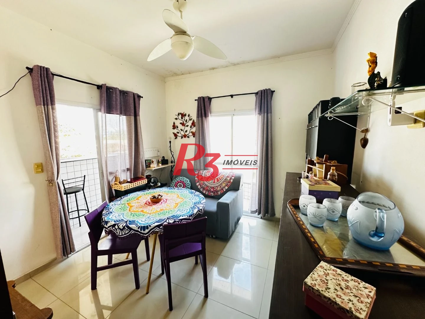 Casa com 3 dormitórios à venda, 210 m² por R$ 650.000,00 - Centro - São Vicente/SP