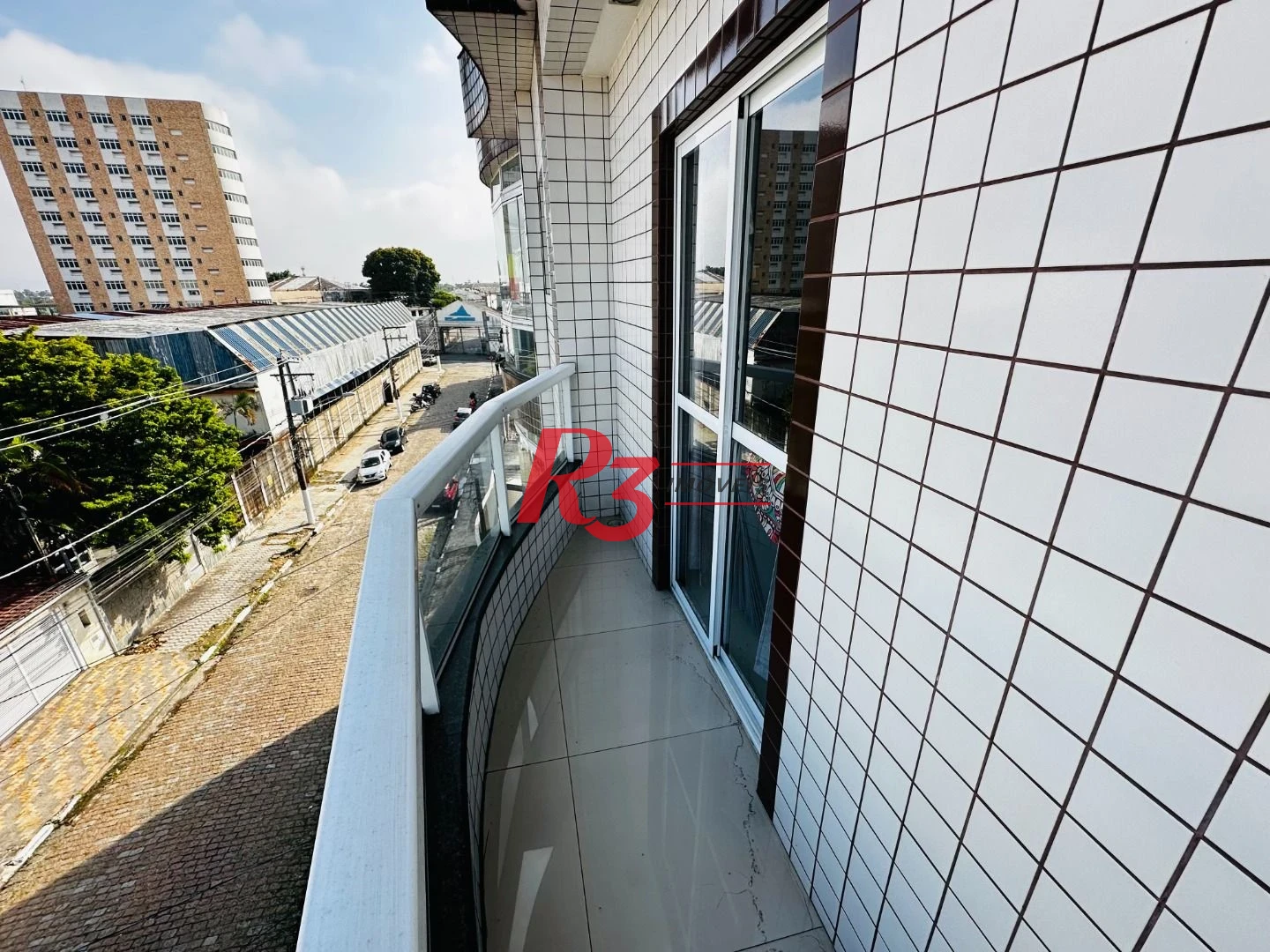 Casa com 3 dormitórios à venda, 210 m² por R$ 650.000,00 - Centro - São Vicente/SP