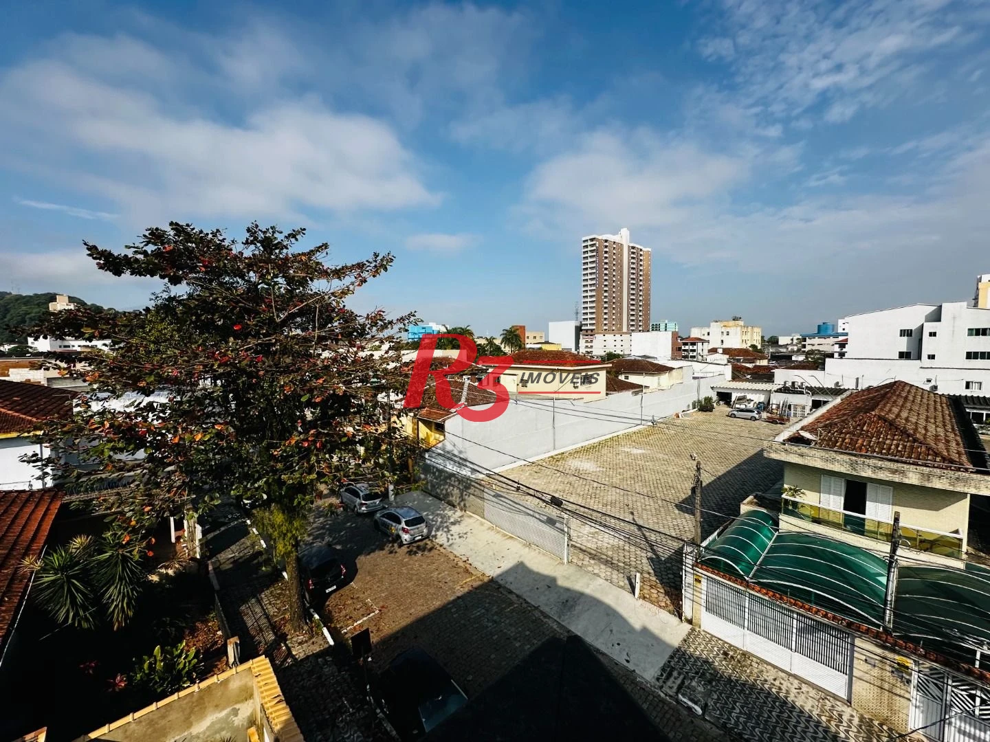 Casa com 3 dormitórios à venda, 210 m² por R$ 650.000,00 - Centro - São Vicente/SP