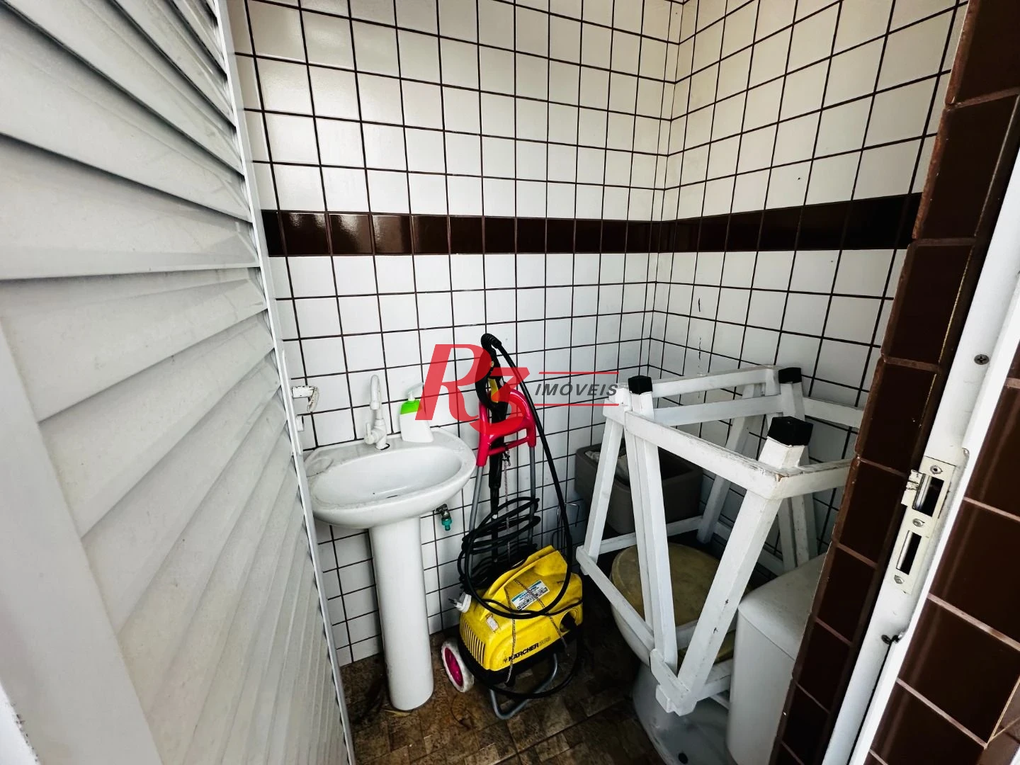 Casa com 3 dormitórios à venda, 210 m² por R$ 650.000,00 - Centro - São Vicente/SP