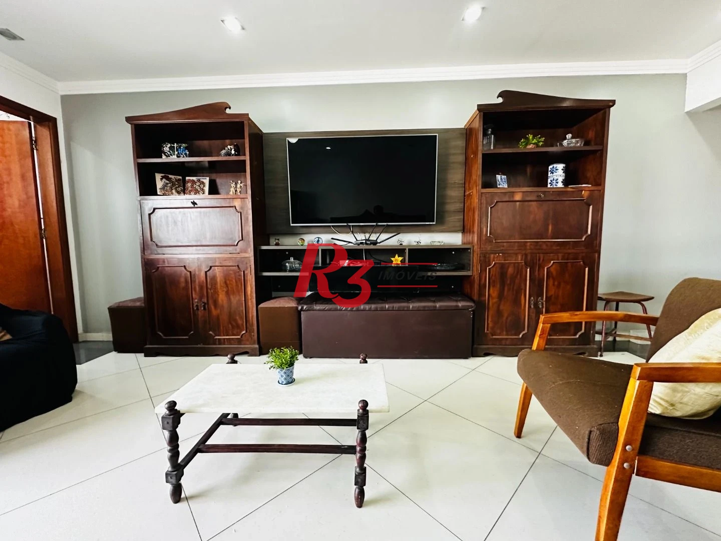 Casa com 3 dormitórios à venda, 210 m² por R$ 650.000,00 - Centro - São Vicente/SP