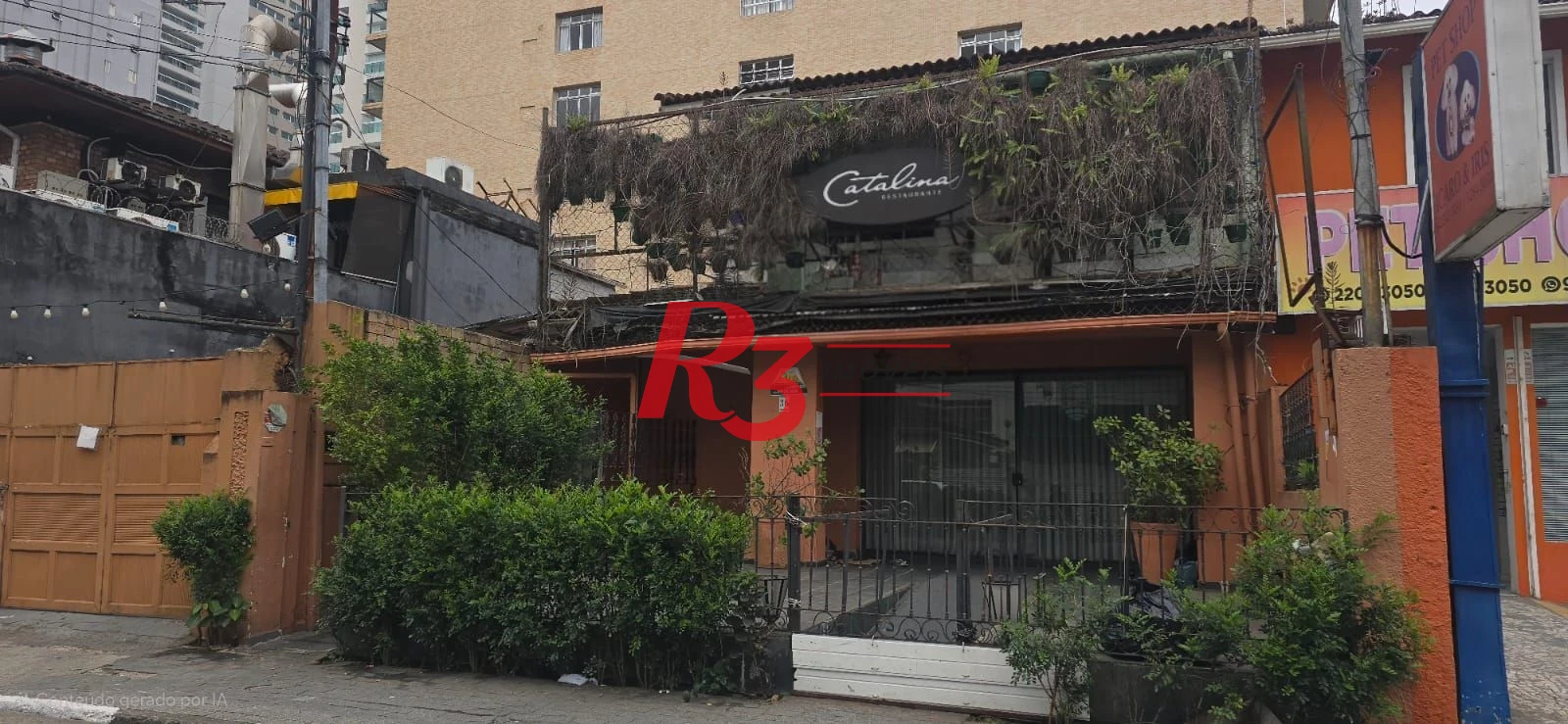 Sobrado para alugar, 238 m² por R$ 12.630,49/mês - Gonzaga - Santos/SP