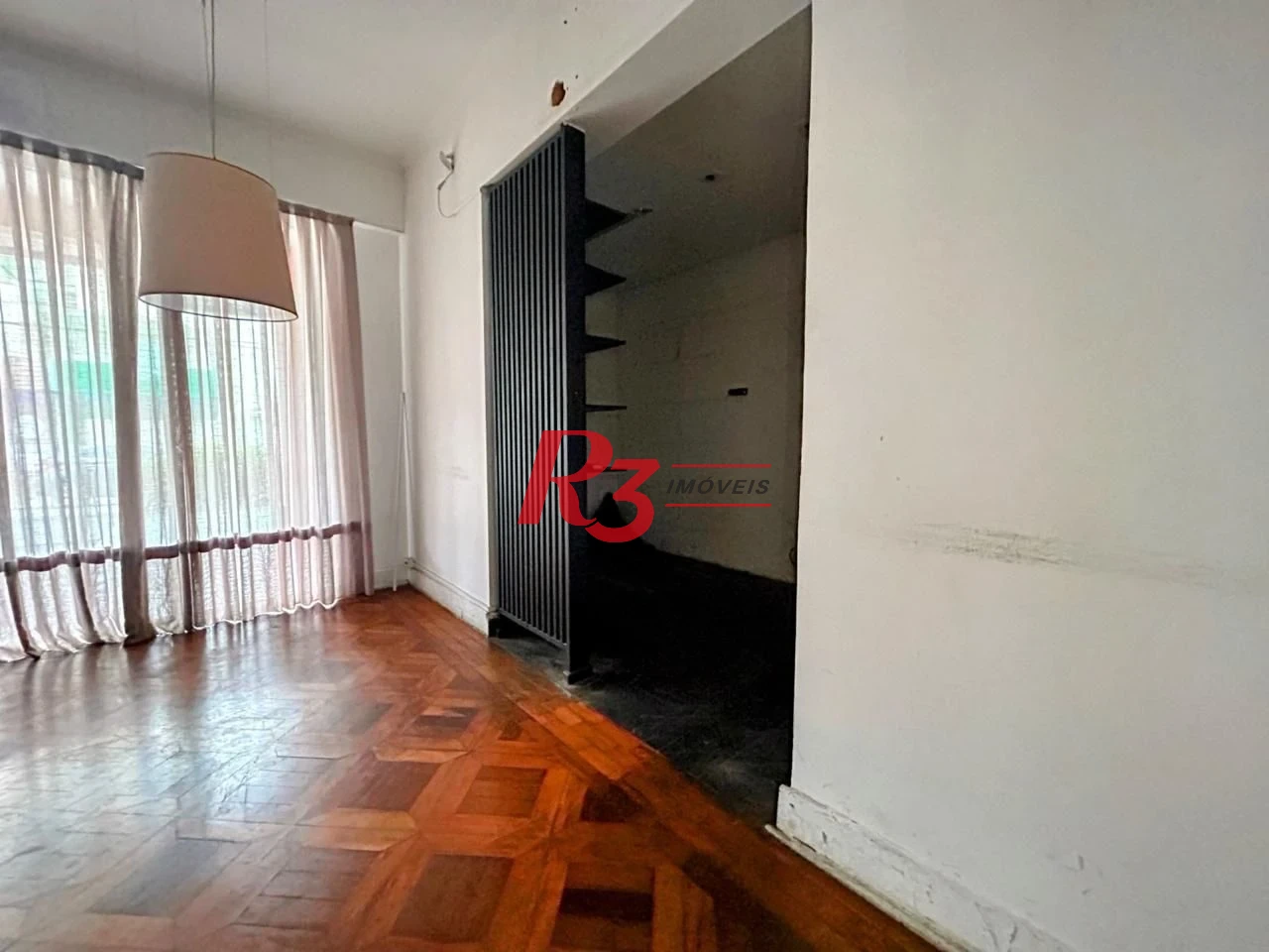 Sobrado para alugar, 238 m² por R$ 12.630,49/mês - Gonzaga - Santos/SP