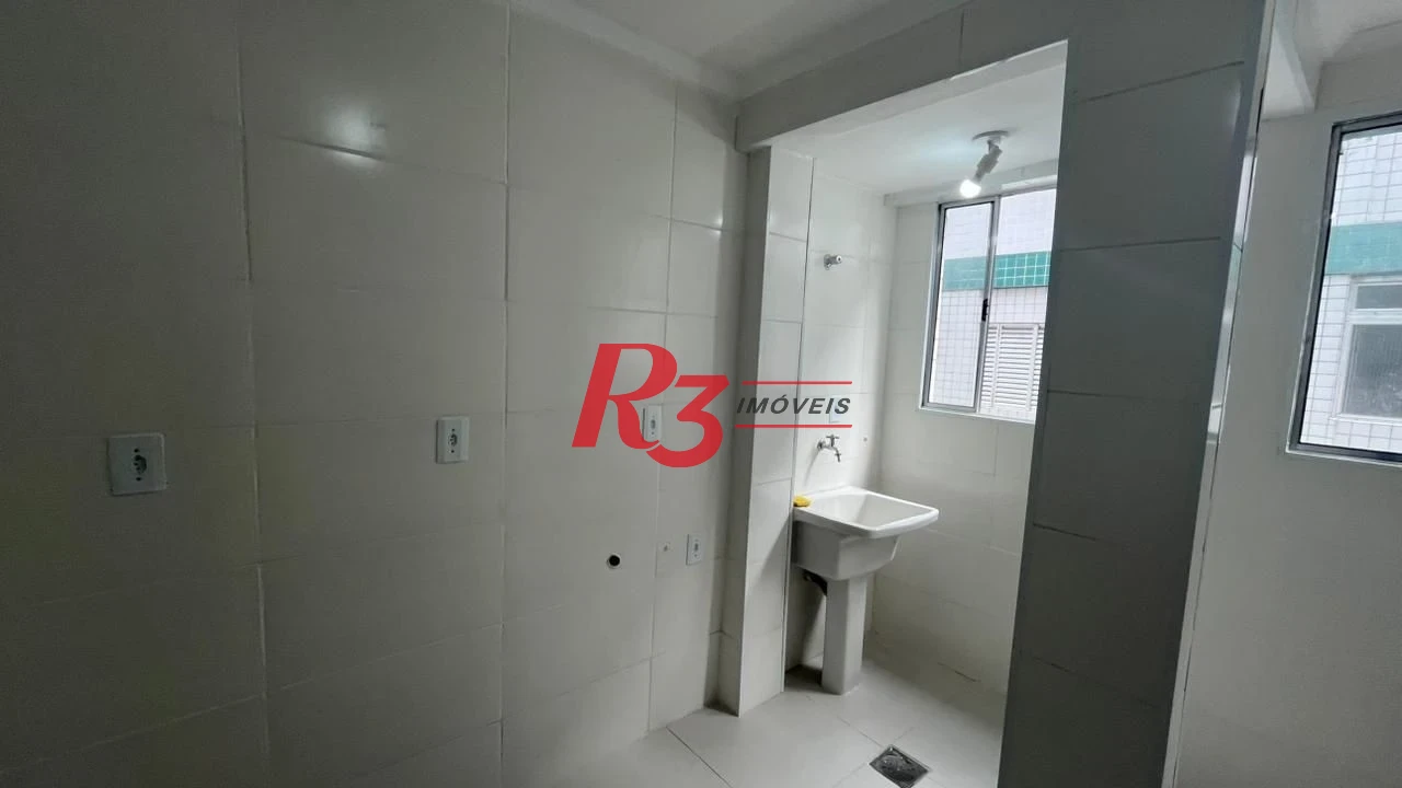 Apartamento com 3 dormitórios à venda, 72 m² por R$ 350.000,00 - Aparecida - Santos/SP