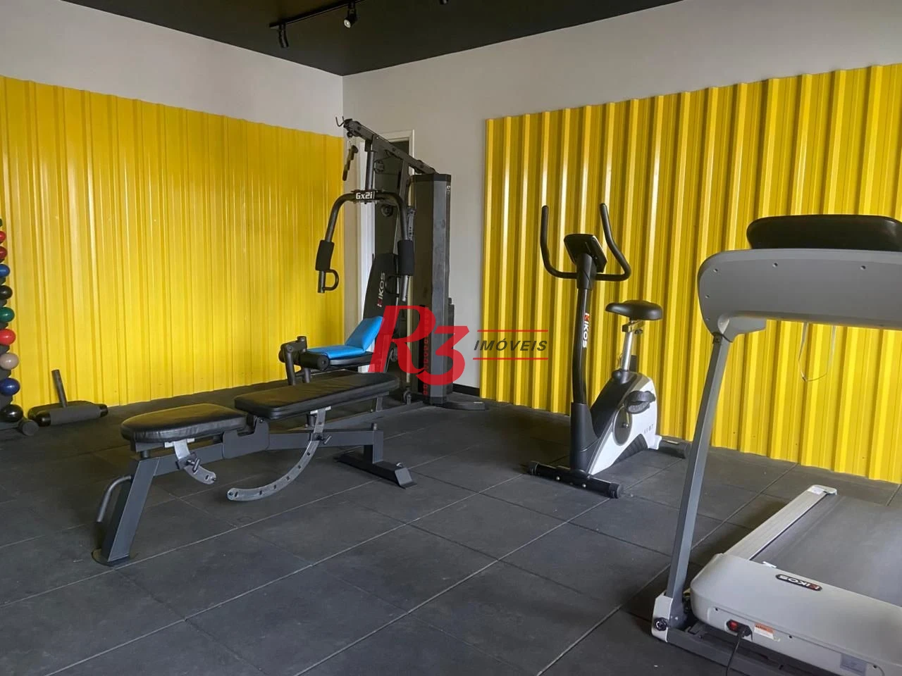 Apartamento com 2 dormitórios à venda, 72 m² por R$ 745.000,00 - Vila Guilhermina - Praia Grande/SP