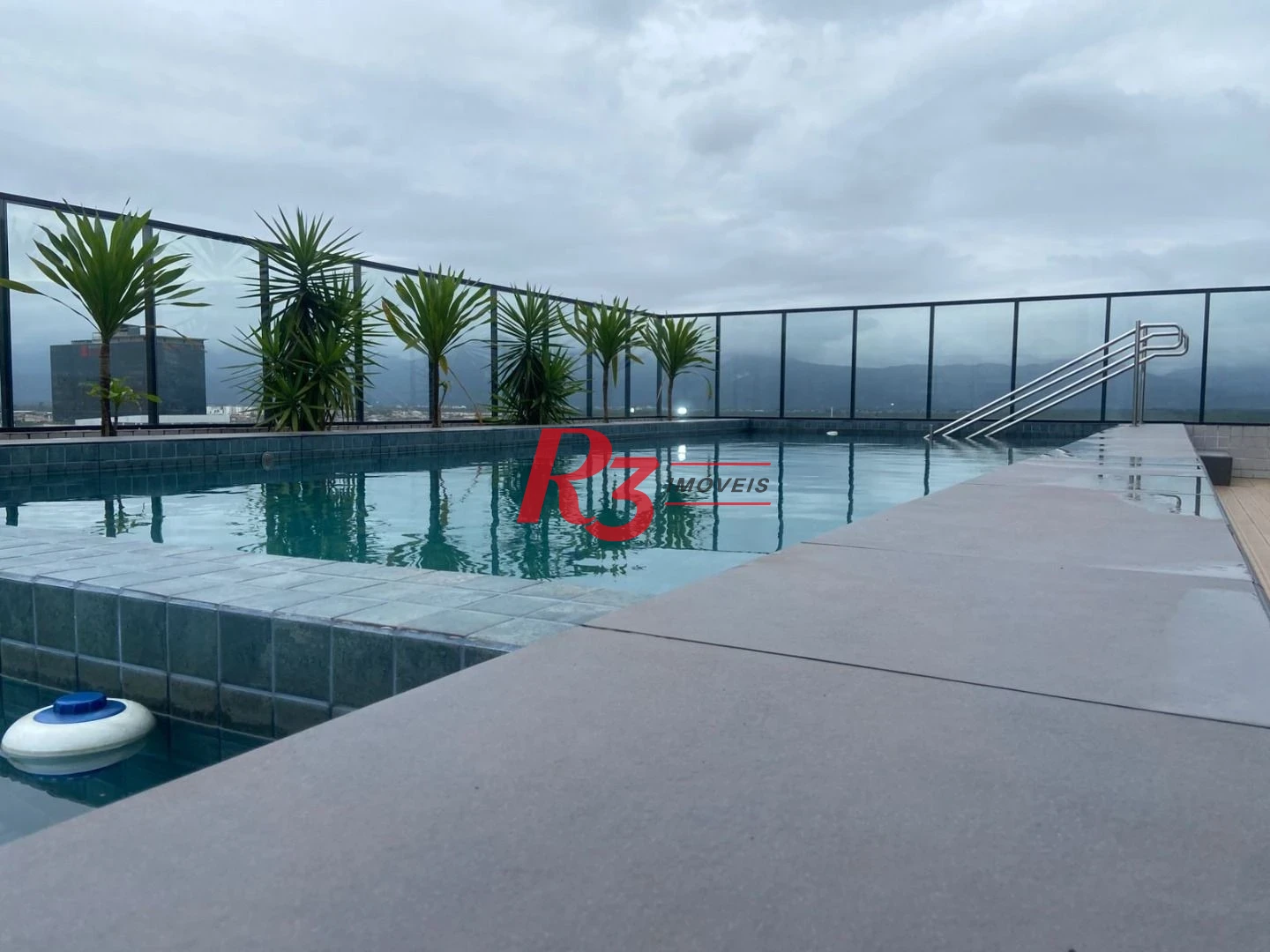Apartamento com 2 dormitórios à venda, 72 m² por R$ 745.000,00 - Vila Guilhermina - Praia Grande/SP