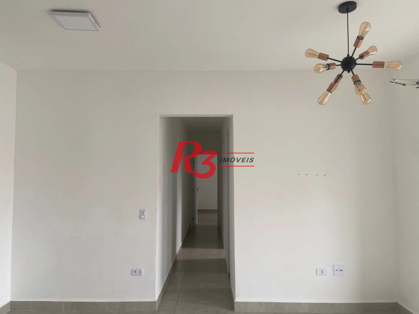 Apartamento com 2 dormitórios à venda, 72 m² por R$ 745.000,00 - Vila Guilhermina - Praia Grande/SP