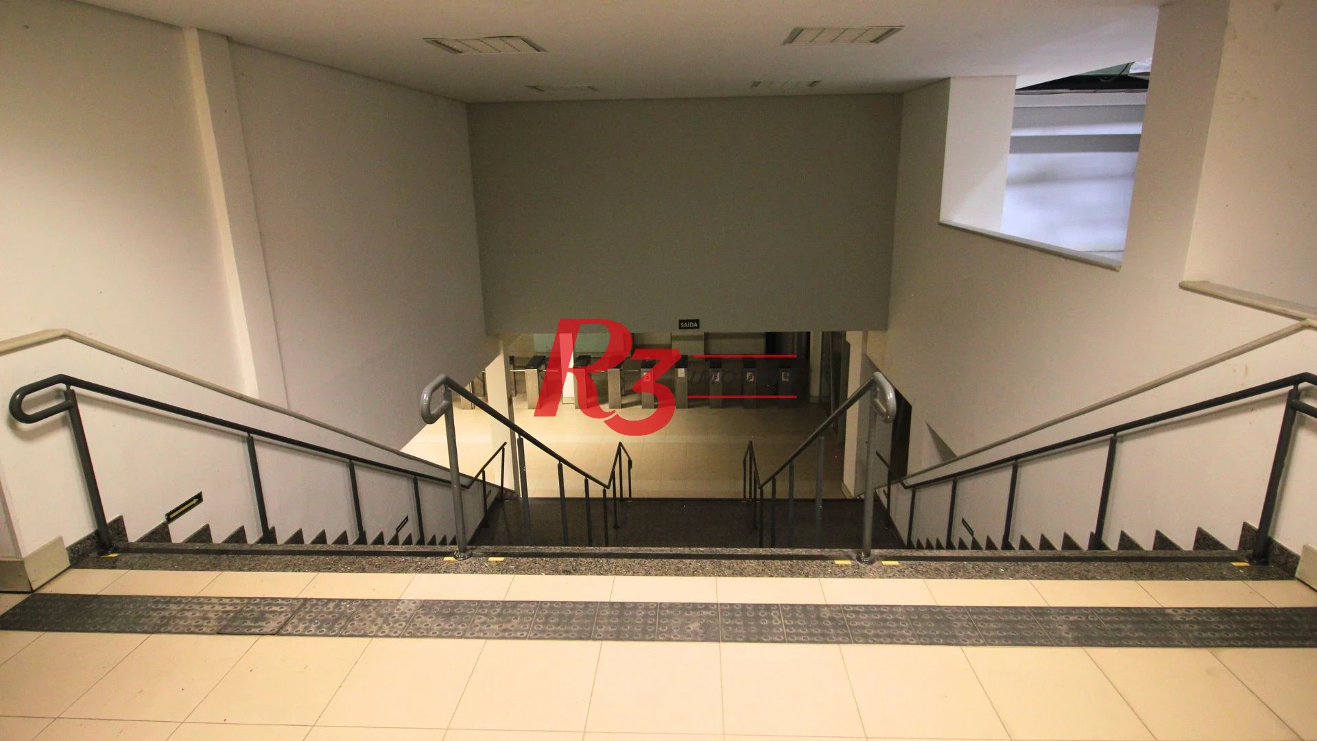 Galpão, 7911 m² - venda por R$ 29.000.000,00 ou aluguel por R$ 141.075,88/mês - Centro - Santos/SP