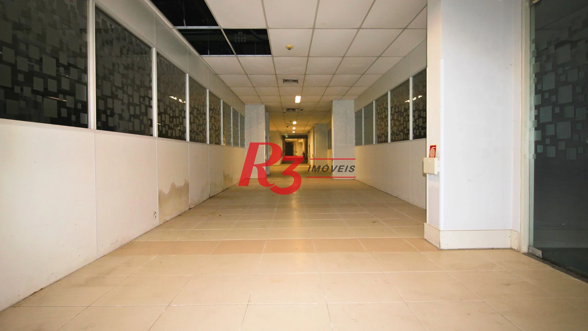 Galpão, 7911 m² - venda por R$ 29.000.000,00 ou aluguel por R$ 141.075,88/mês - Centro - Santos/SP