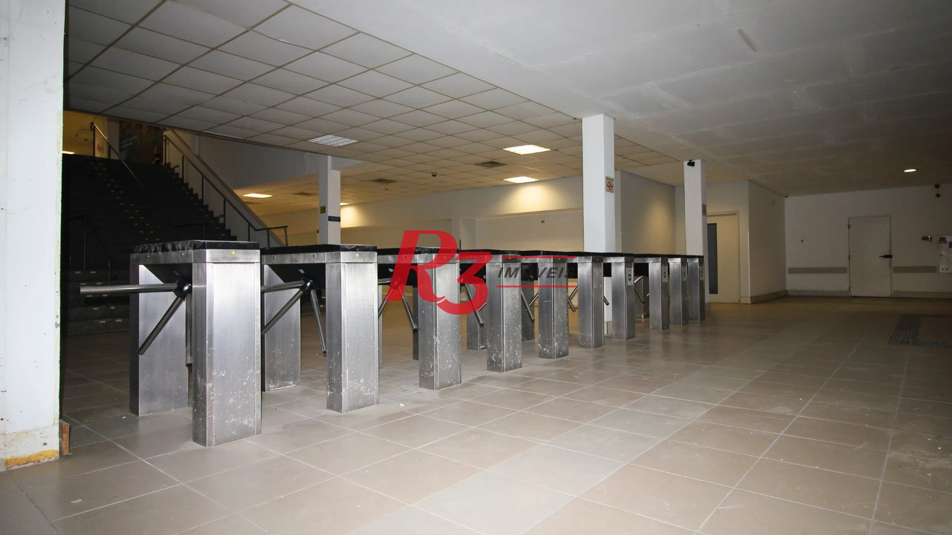 Galpão, 7911 m² - venda por R$ 29.000.000,00 ou aluguel por R$ 141.075,88/mês - Centro - Santos/SP