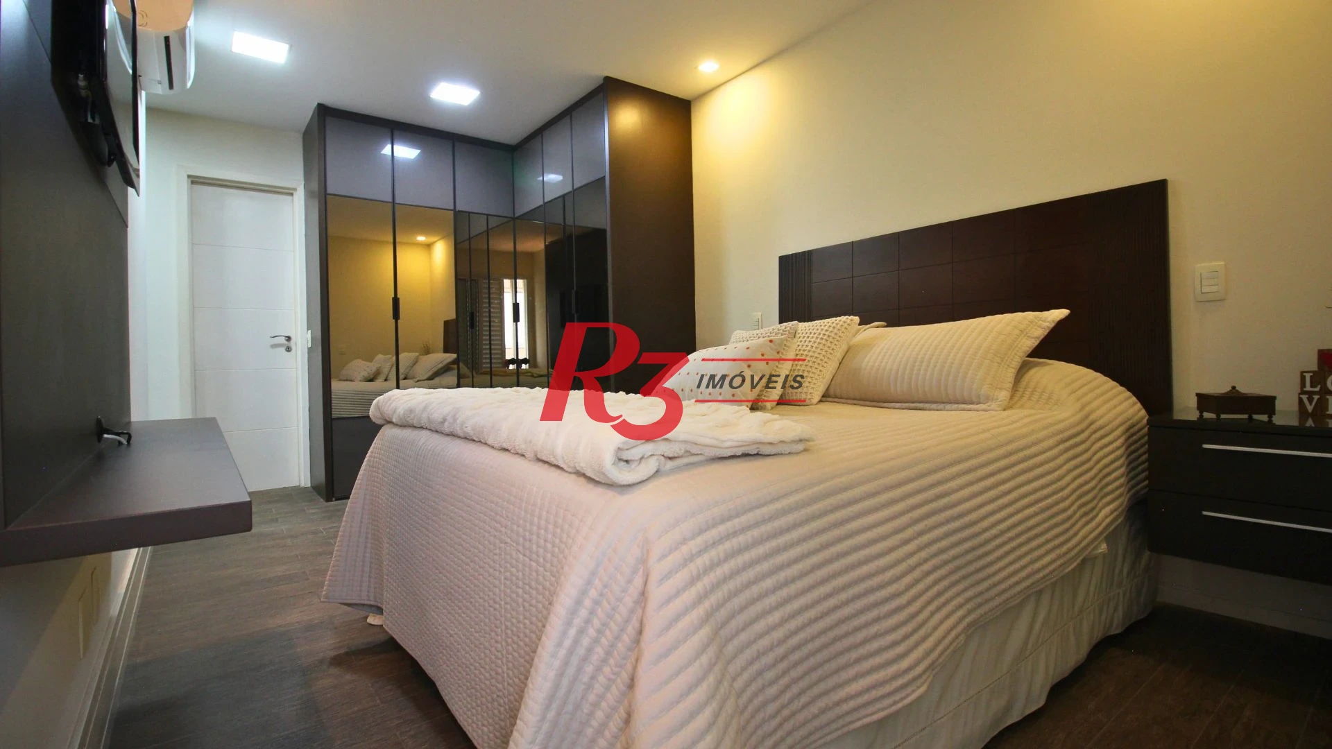 Apartamento à venda, 99 m² por R$ 1.650.000,00 - Gonzaga - Santos/SP