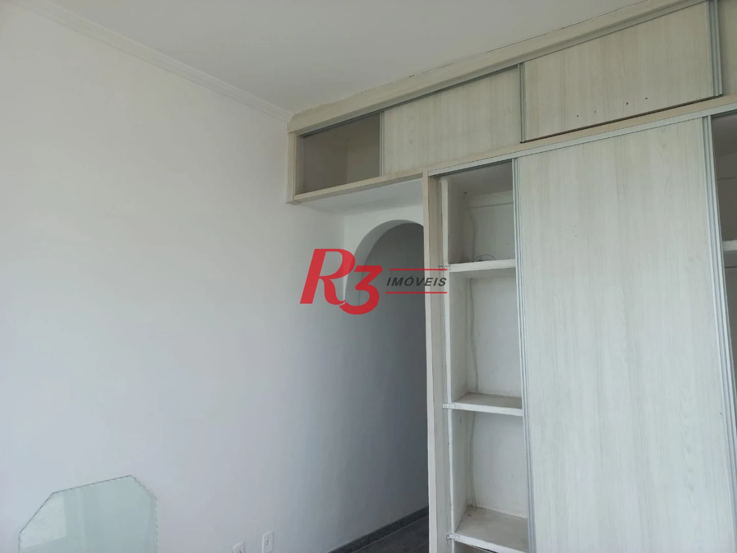 Apartamento com 2 dormitórios à venda, 53 m² por R$ 345.000,00 - Embaré - Santos/SP