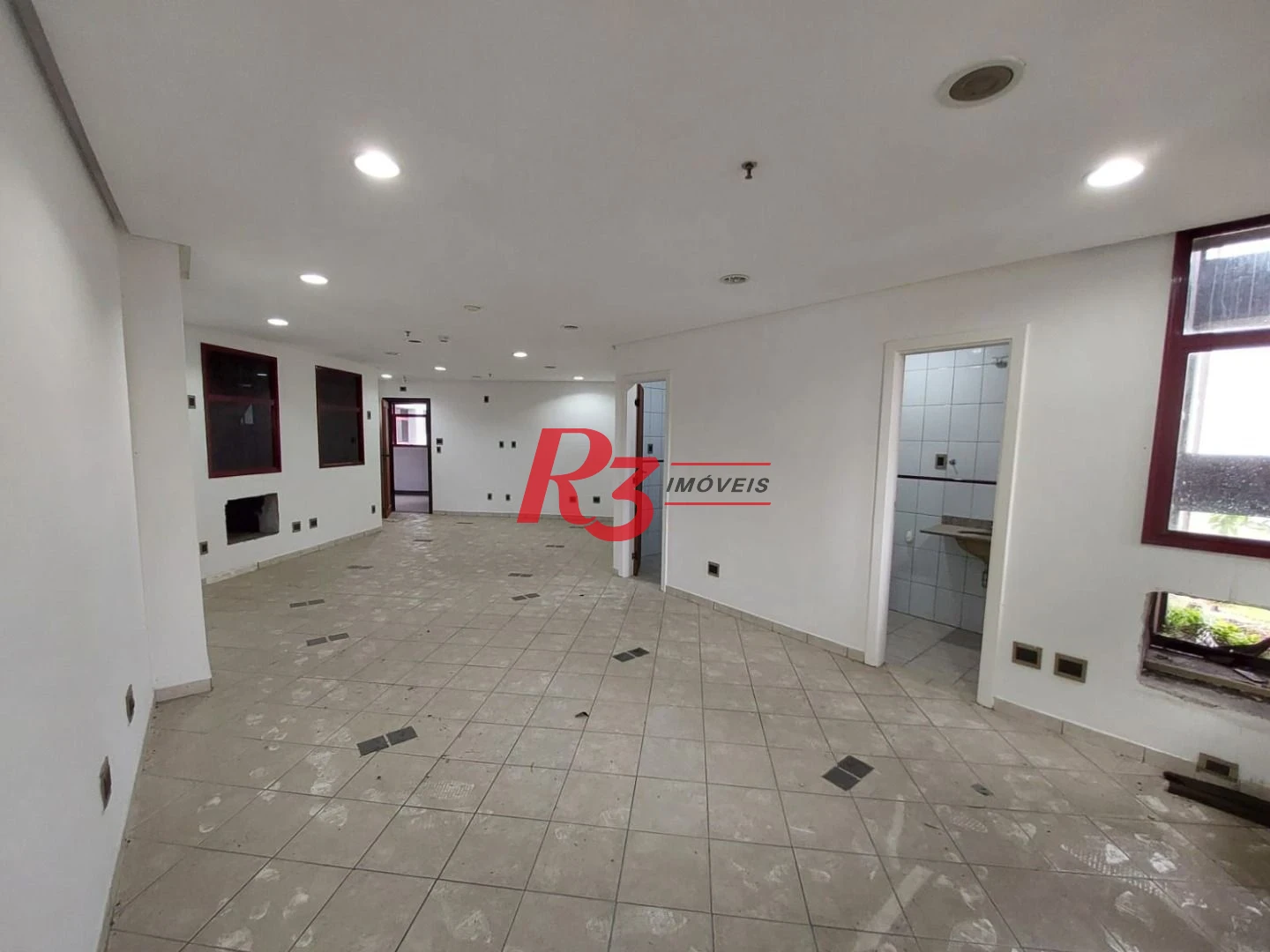 Sala à venda, 50 m² por R$ 300.000,00 - Vila Nova - Santos/SP