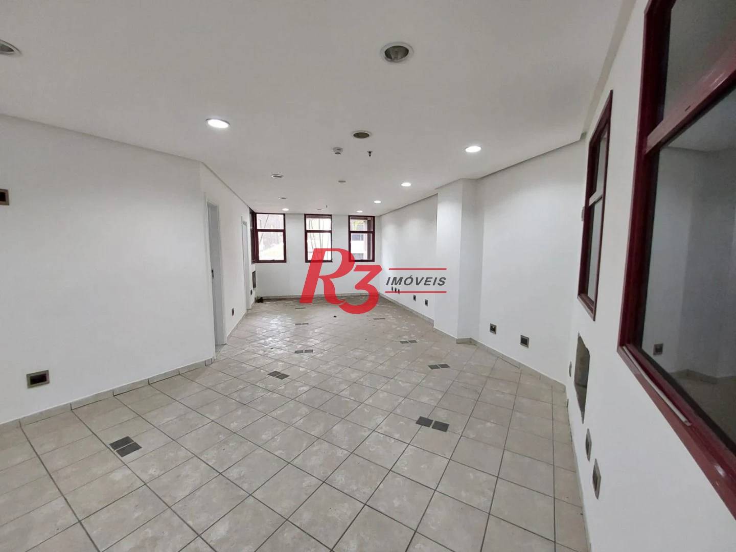 Sala à venda, 50 m² por R$ 300.000,00 - Vila Nova - Santos/SP