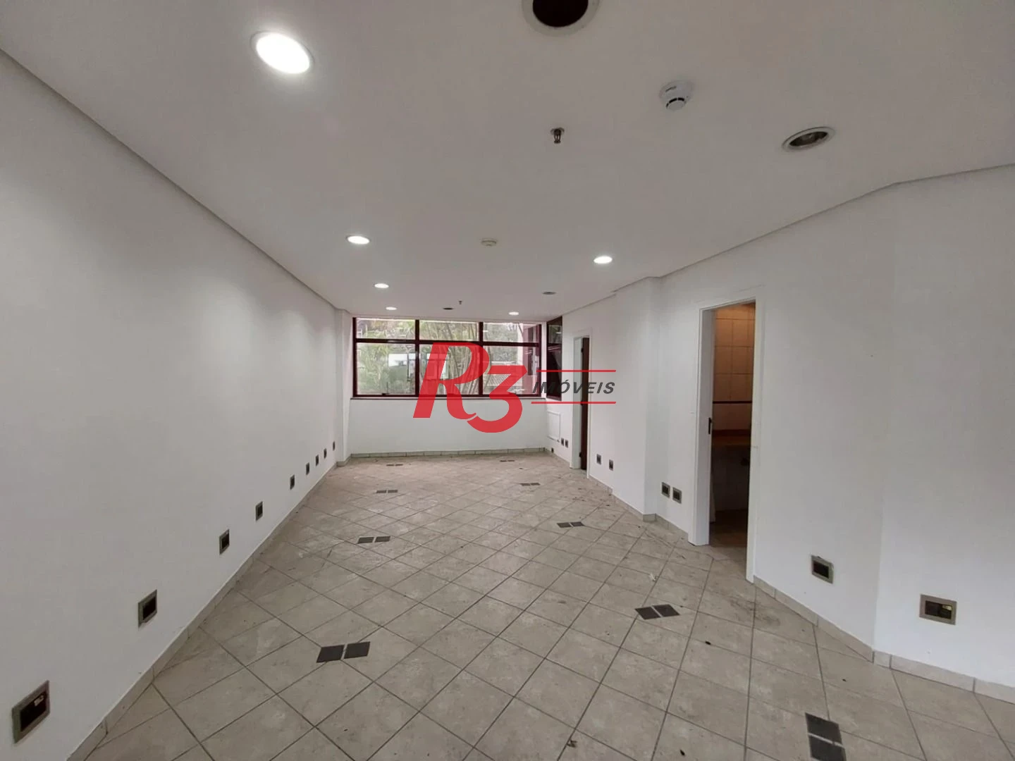 Sala à venda, 50 m² por R$ 300.000,00 - Vila Nova - Santos/SP