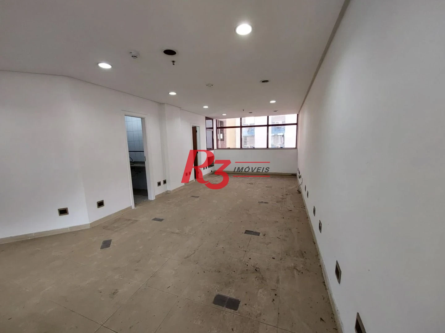 Sala à venda, 50 m² por R$ 300.000,00 - Vila Nova - Santos/SP