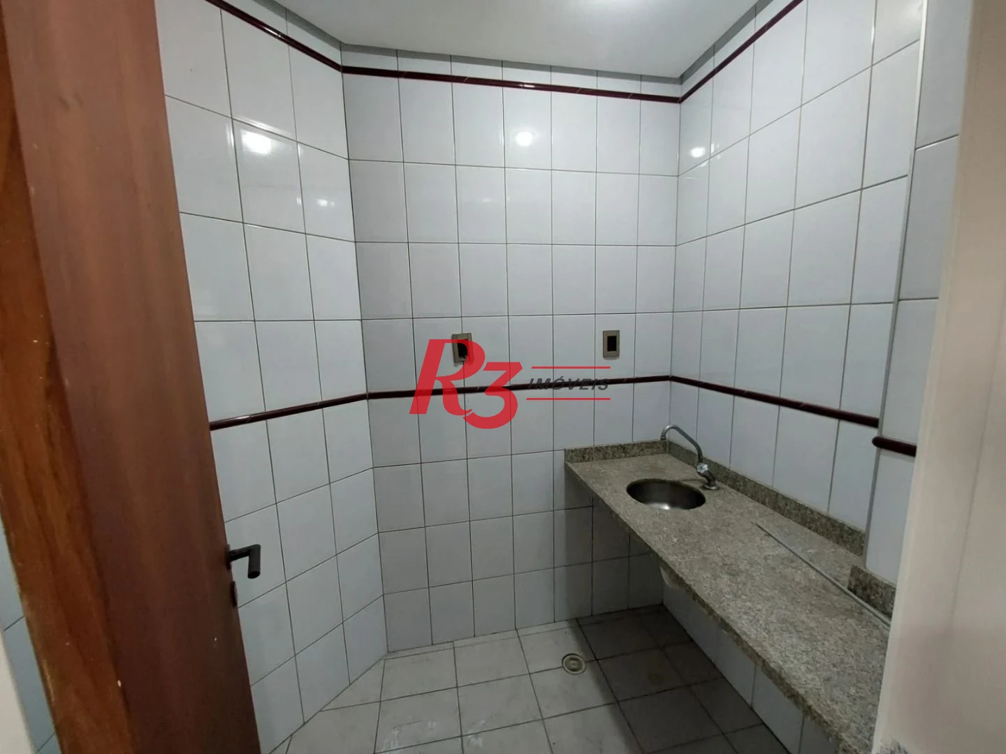 Sala à venda, 50 m² por R$ 300.000,00 - Vila Nova - Santos/SP