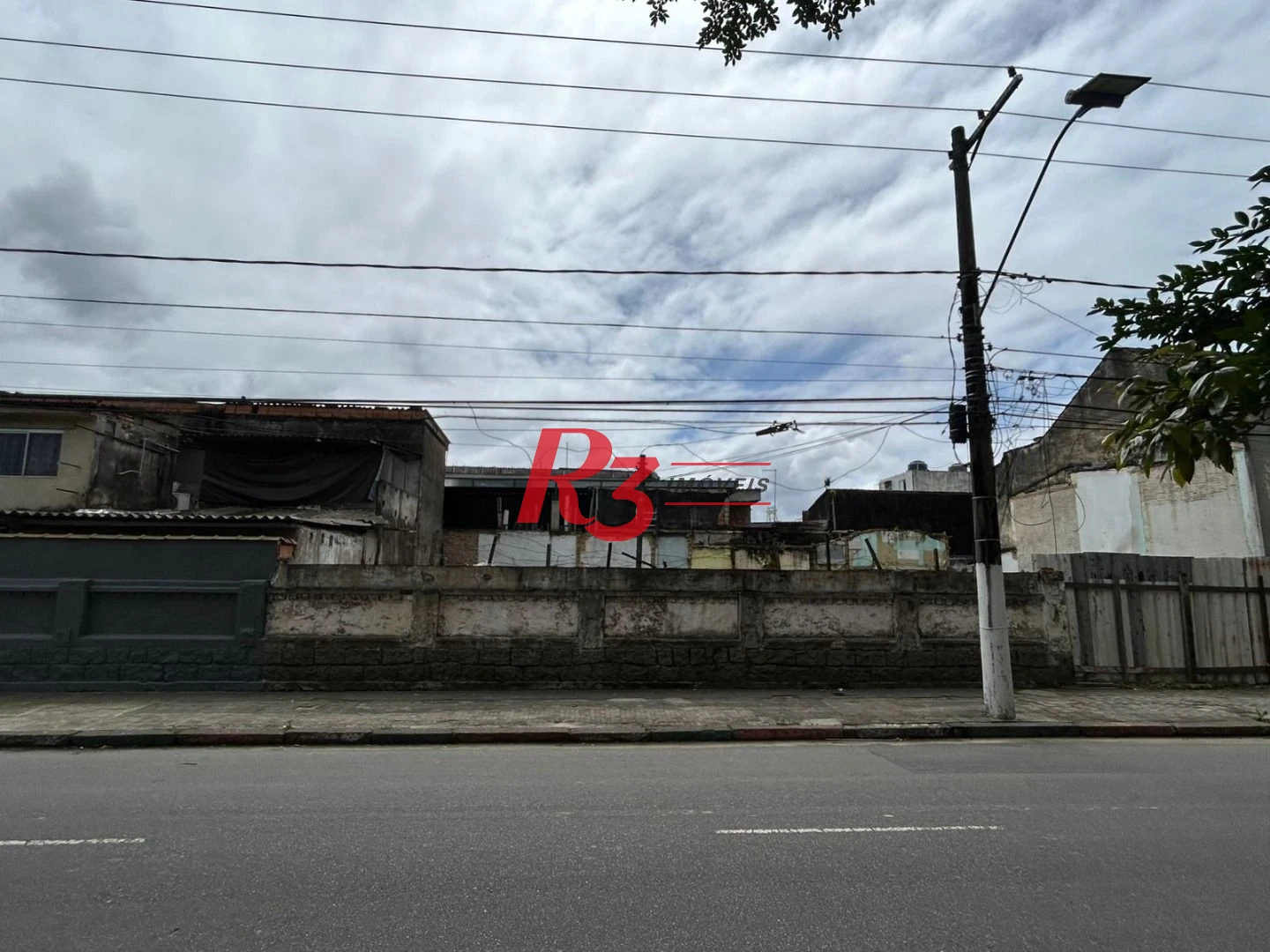 Terreno à venda, 371 m² por R$ 2.250.000,00 - Macuco - Santos/SP