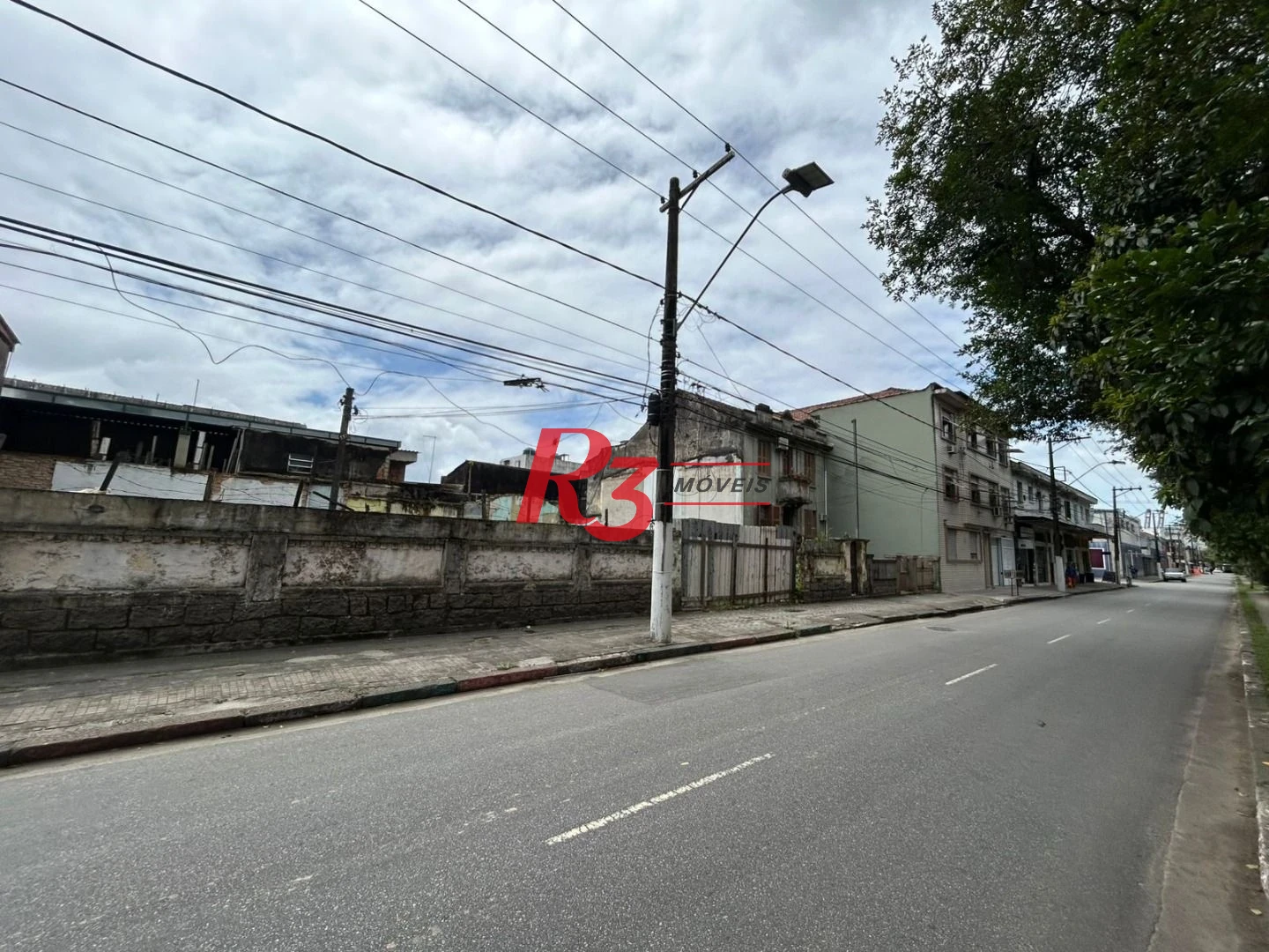 Terreno à venda, 371 m² por R$ 2.250.000,00 - Macuco - Santos/SP