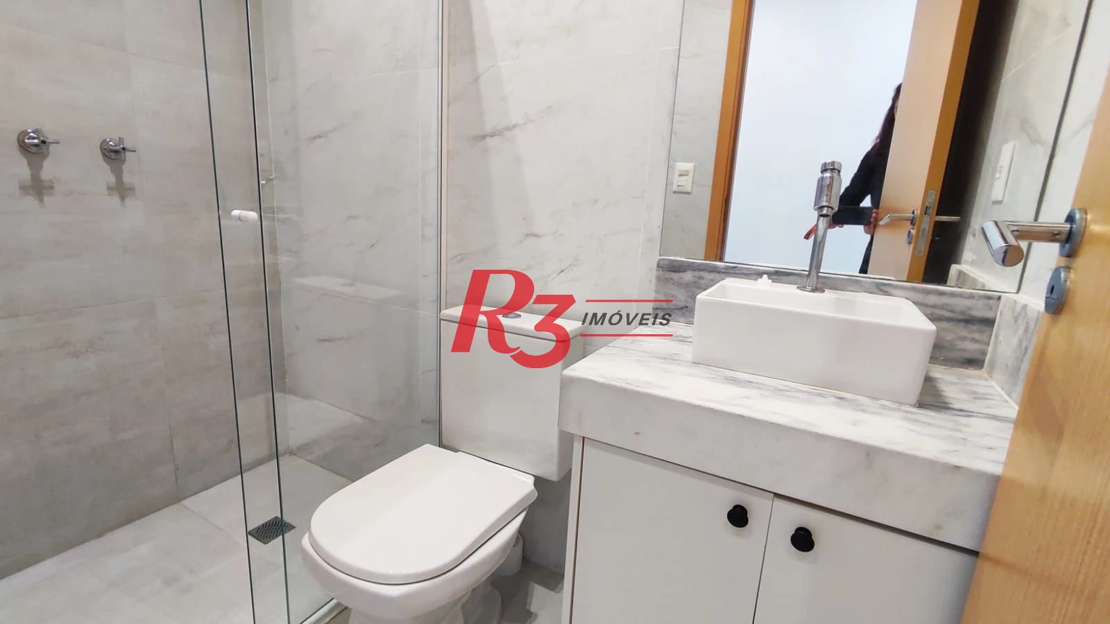 Apartamento para alugar, 65 m² por R$ 6.527,00/mês - Ponta da Praia - Santos/SP
