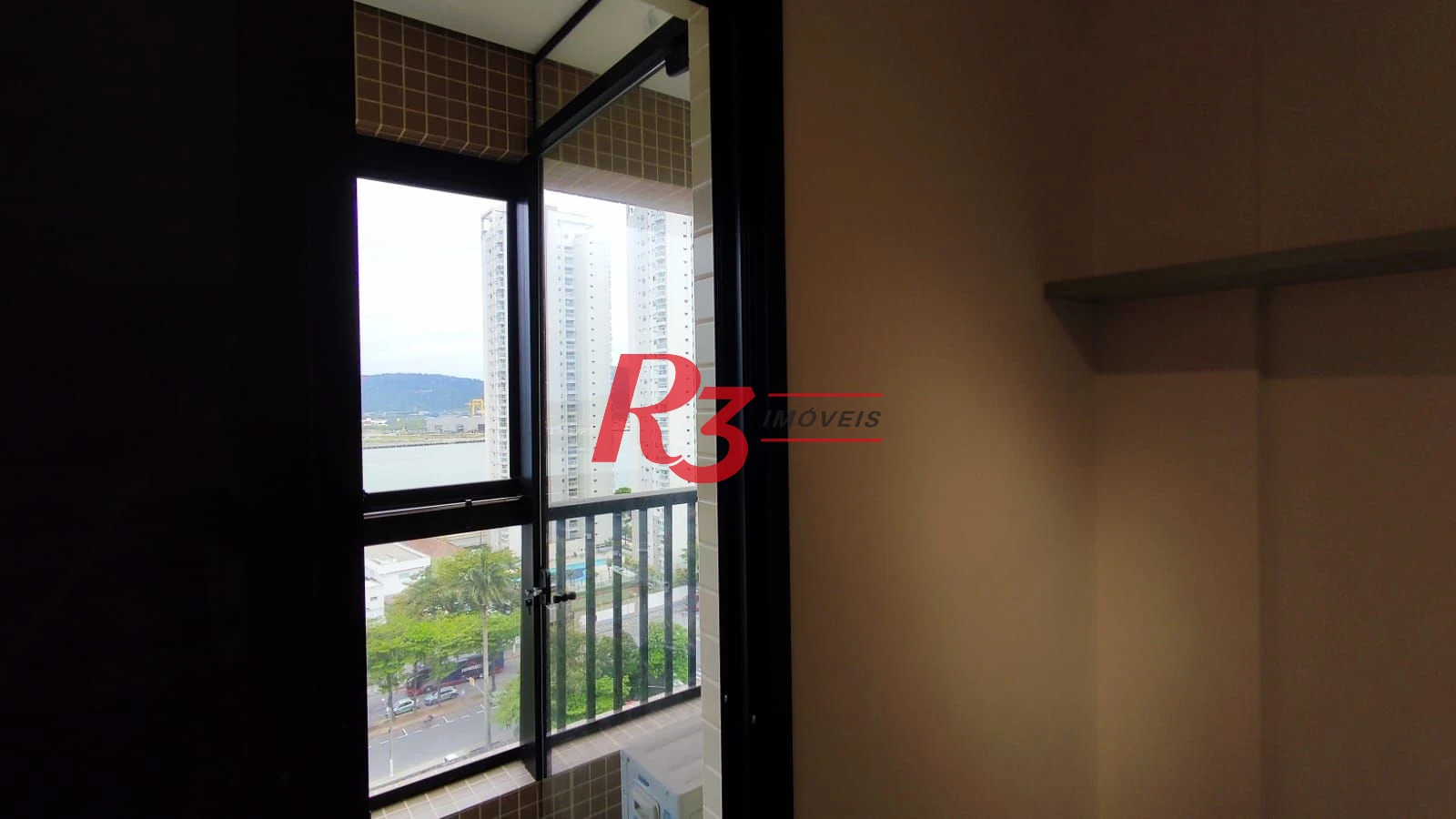 Apartamento para alugar, 65 m² por R$ 6.527,00/mês - Ponta da Praia - Santos/SP