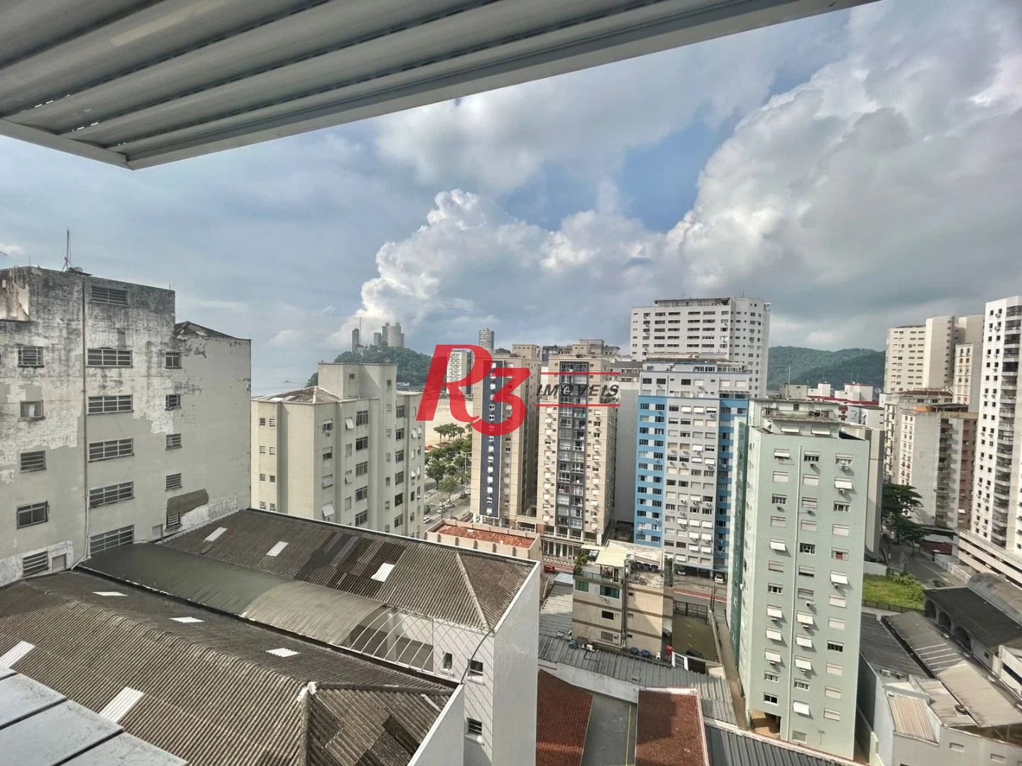 Apartamento com 2 dormitórios à venda, 65 m² por R$ 270.000,00 - Itararé - São Vicente/SP