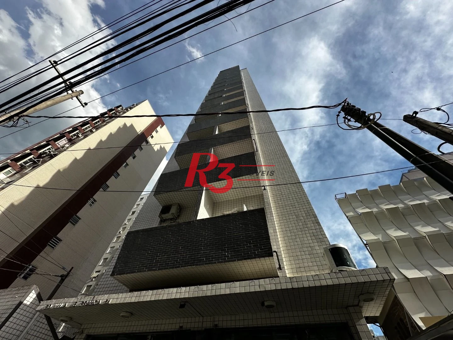 Apartamento com 2 dormitórios à venda, 65 m² por R$ 270.000,00 - Itararé - São Vicente/SP