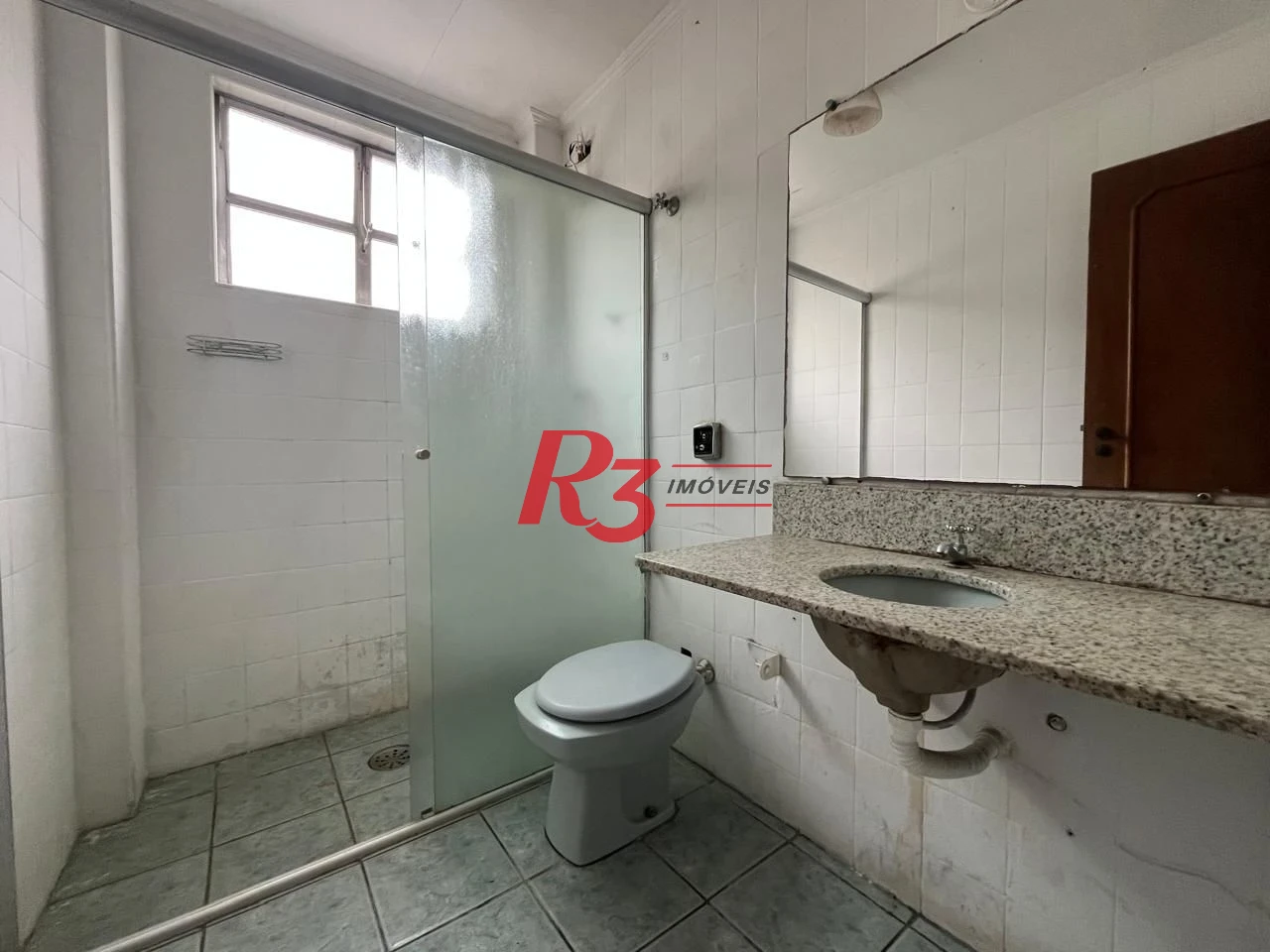 Apartamento com 3 dormitórios para alugar, 170 m² por R$ 6.000,00 - Pompéia - Santos/SP