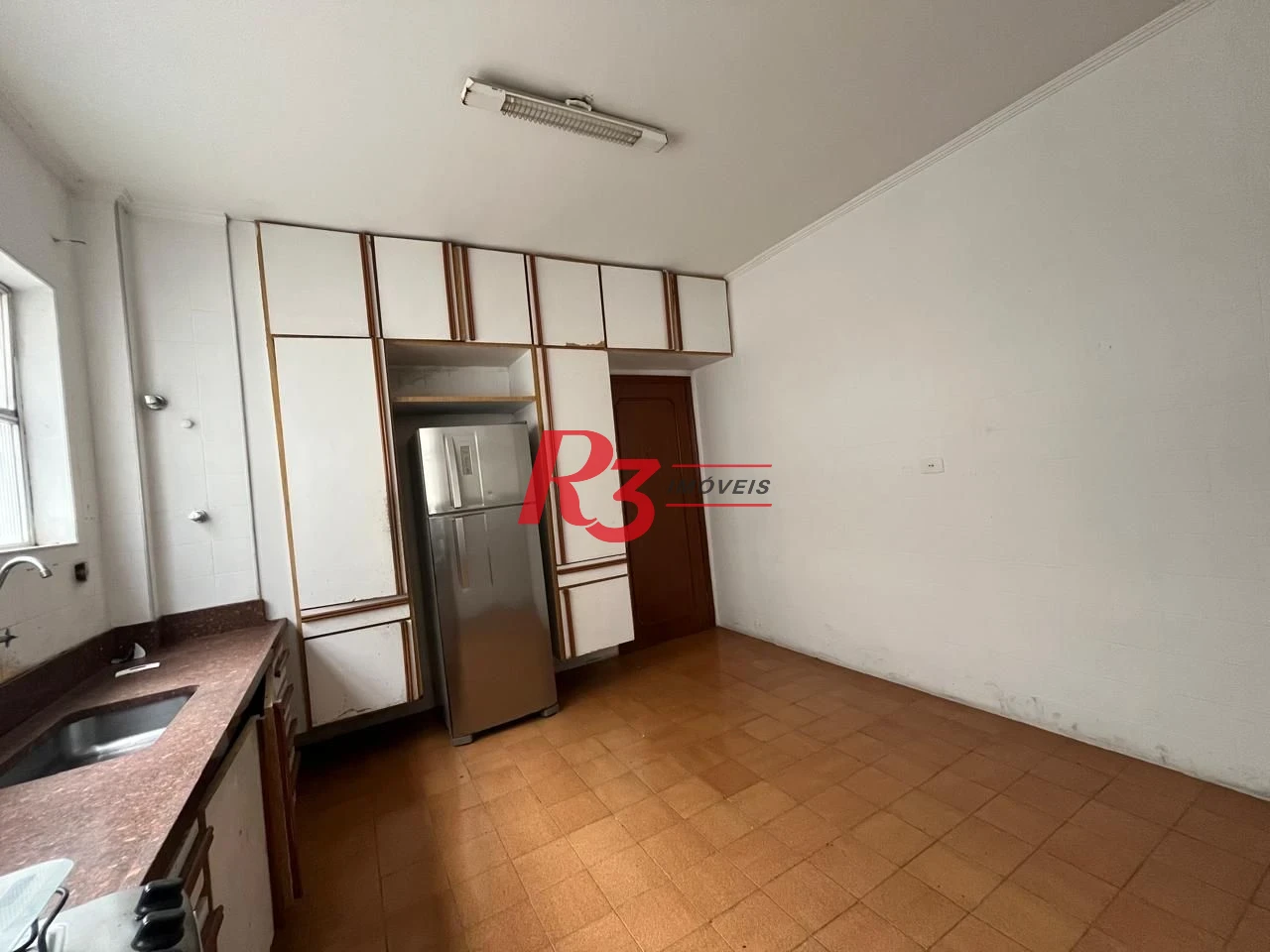 Apartamento com 3 dormitórios para alugar, 170 m² por R$ 6.000,00 - Pompéia - Santos/SP