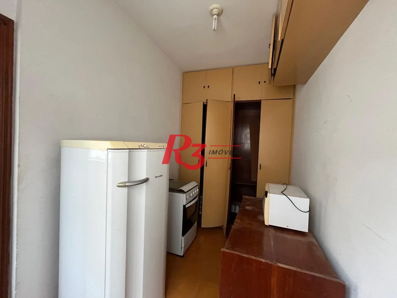 Apartamento com 3 dormitórios para alugar, 170 m² por R$ 6.000,00 - Pompéia - Santos/SP