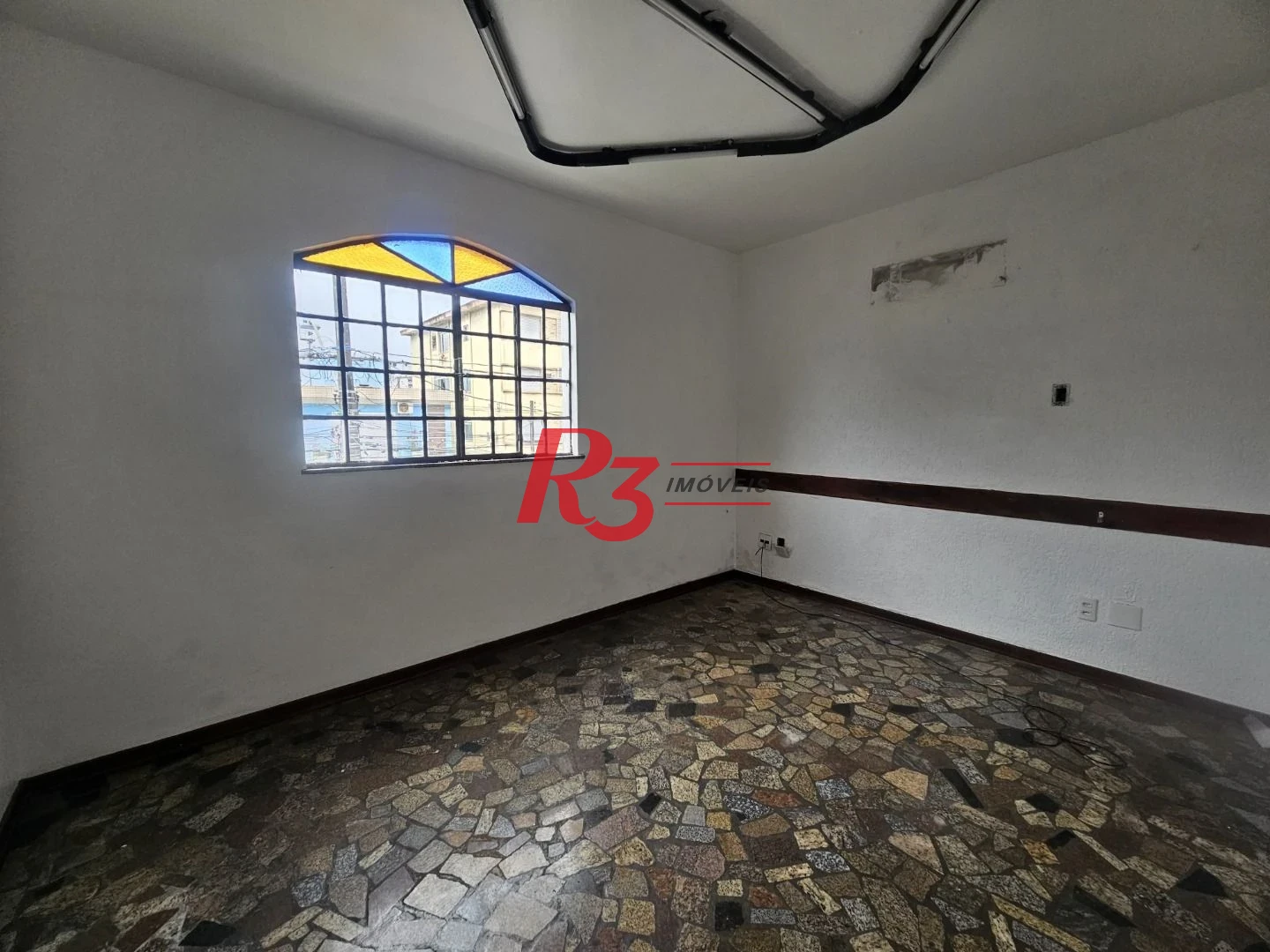 Sobrado com 5 dormitórios à venda, 340 m² por R$ 1.500.000,00 - Aparecida - Santos/SP