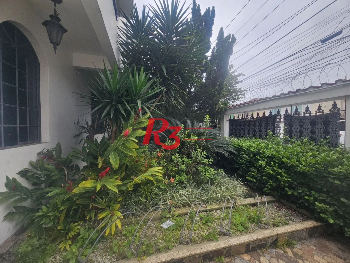 Sobrado com 5 dormitórios à venda, 340 m² por R$ 1.500.000,00 - Aparecida - Santos/SP