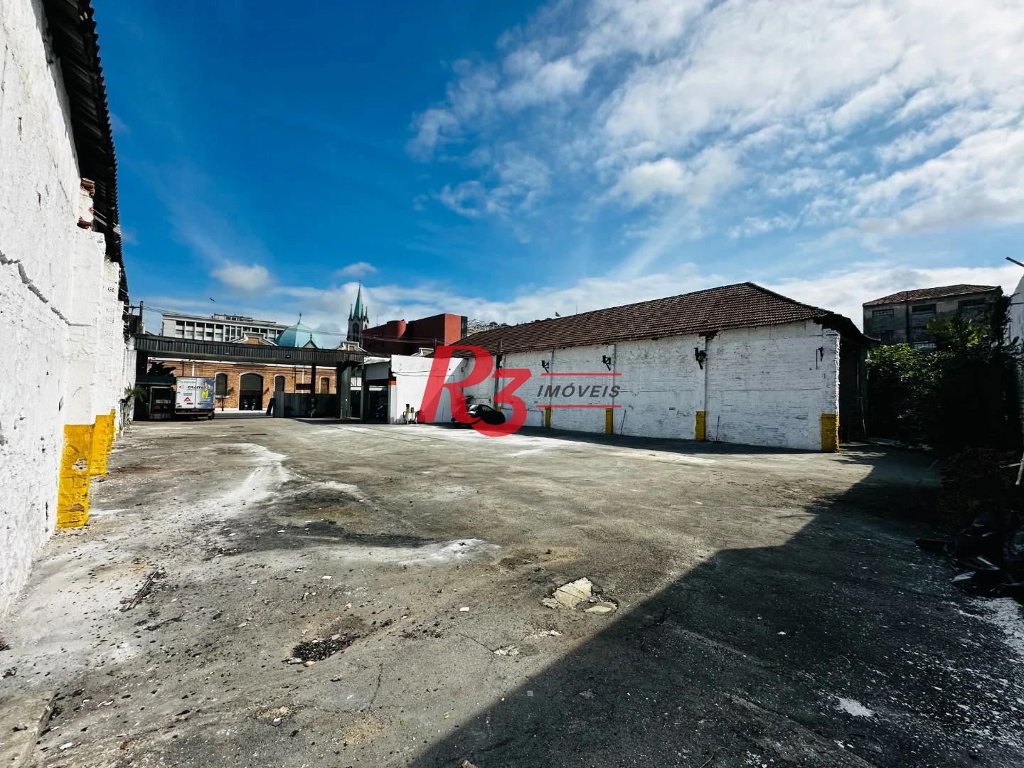 Terreno, 1845 m² - venda por R$ 5.535.000,00 ou aluguel por R$ 33.210,00/mês - Paquetá - Santos/SP
