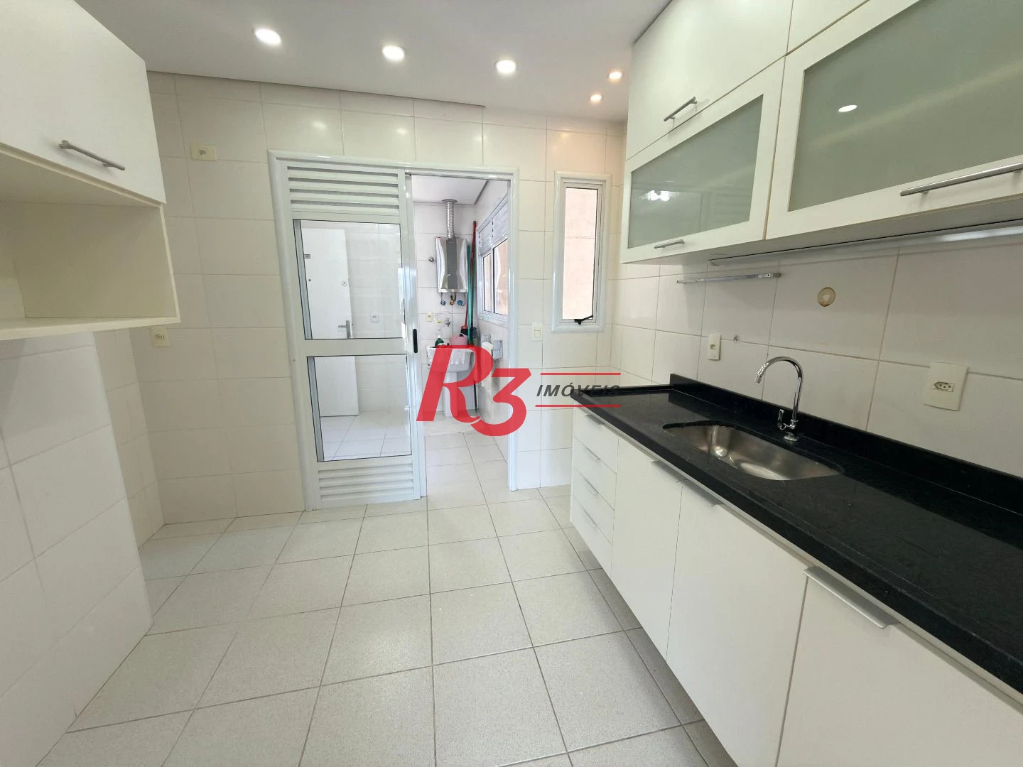 Apartamento à venda, 80 m² por R$ 890.000,00 - Gonzaga - Santos/SP