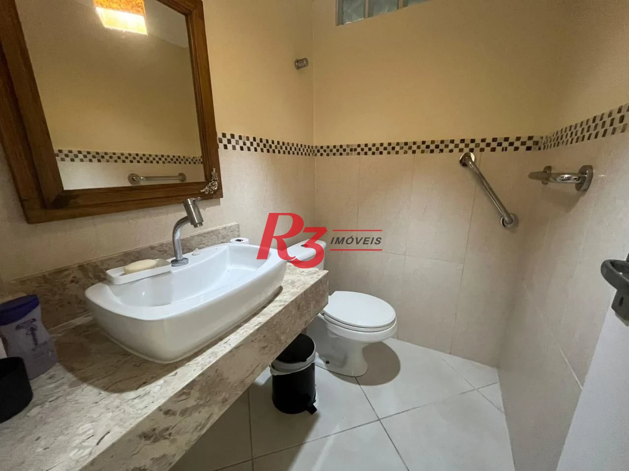 Apartamento com 2 dormitórios à venda, 104 m² por R$ 610.000,00 - Vila Alzira - Guarujá/SP