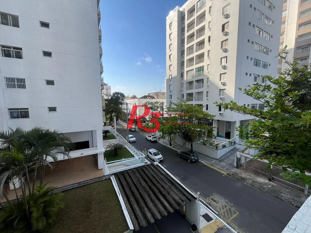 Apartamento com 2 dormitórios à venda, 104 m² por R$ 610.000,00 - Vila Alzira - Guarujá/SP