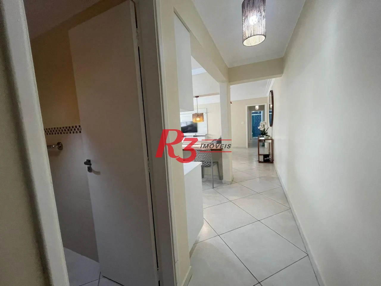 Apartamento com 2 dormitórios à venda, 104 m² por R$ 610.000,00 - Vila Alzira - Guarujá/SP