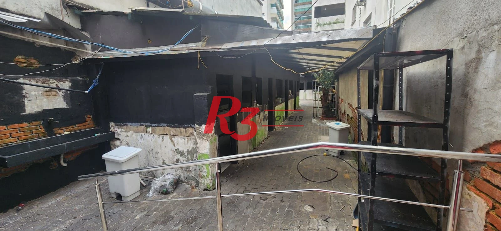 Sobrado para alugar, 189 m² por R$ 12.890,00/mês - Gonzaga - Santos/SP