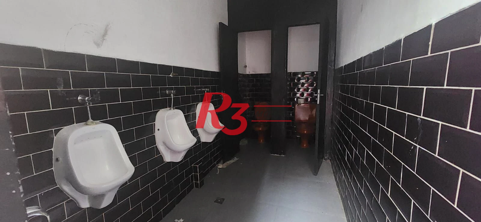 Sobrado para alugar, 189 m² por R$ 12.890,00/mês - Gonzaga - Santos/SP