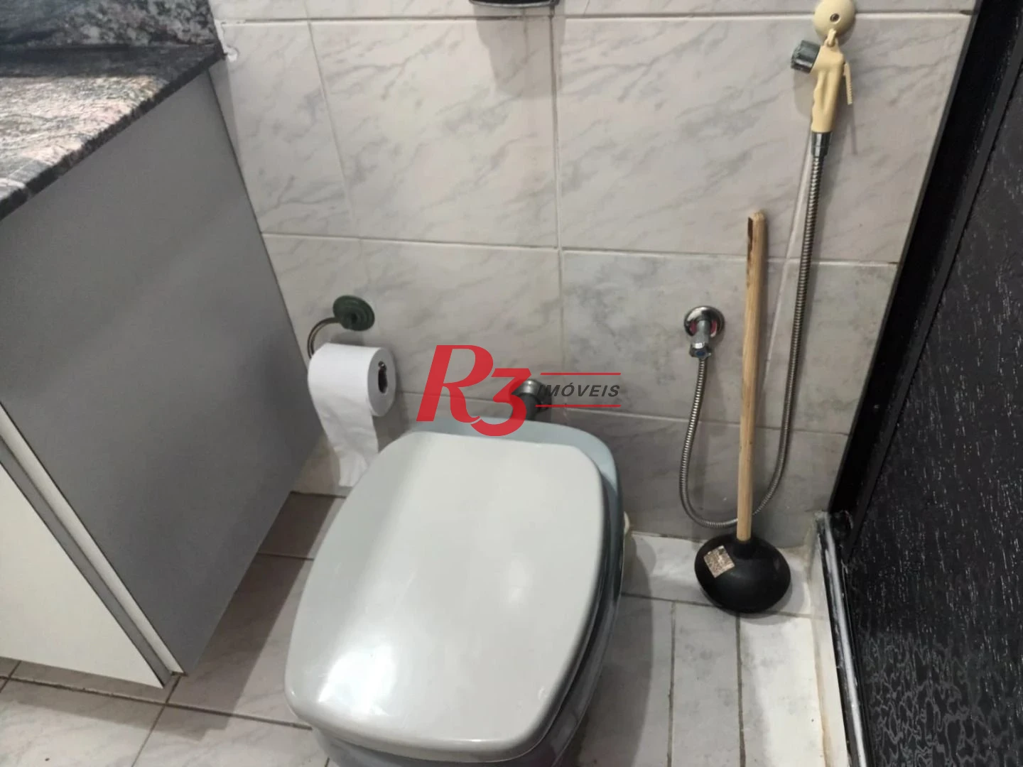Apartamento com 2 dormitórios à venda, 65 m² por R$ 335.000,00 - Campo Grande - Santos/SP