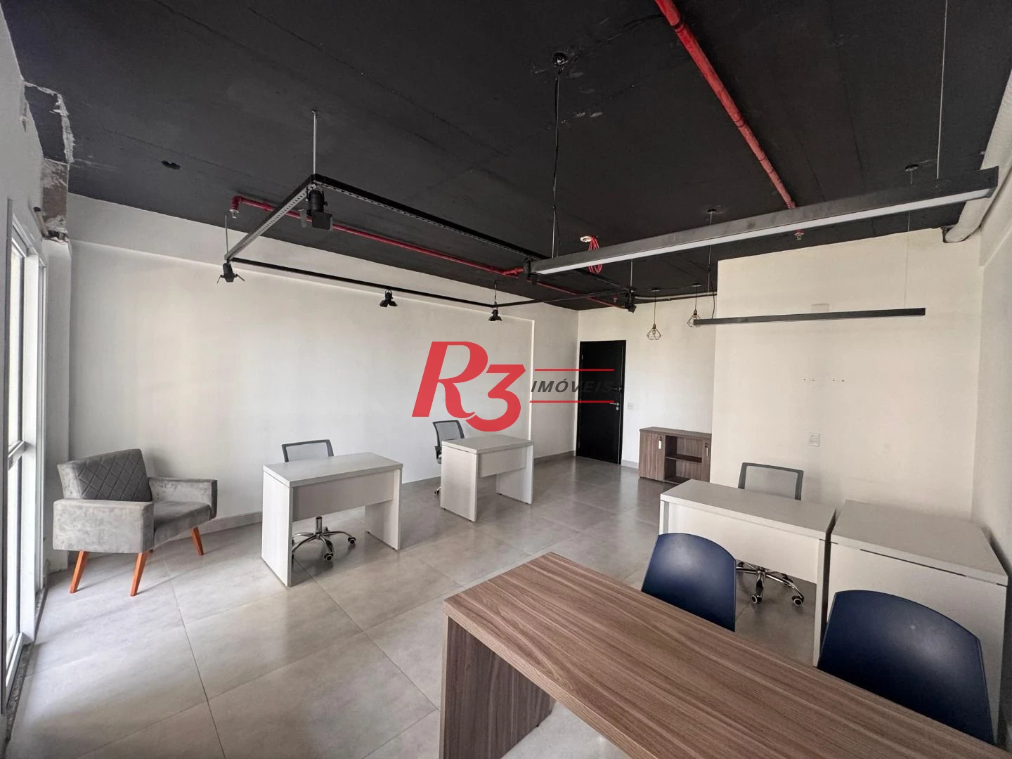 Sala, 40 m² - venda por R$ 200.000,00 ou aluguel por R$ 3.000,00/mês - Vila Matias - Santos/SP
