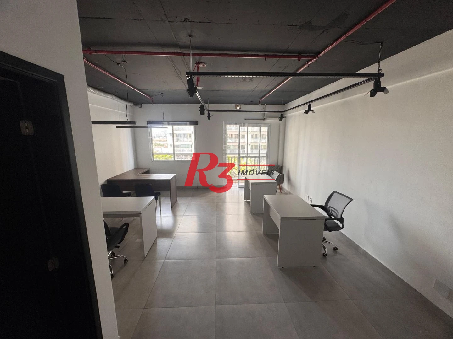 Sala, 40 m² - venda por R$ 200.000,00 ou aluguel por R$ 3.000,00/mês - Vila Matias - Santos/SP