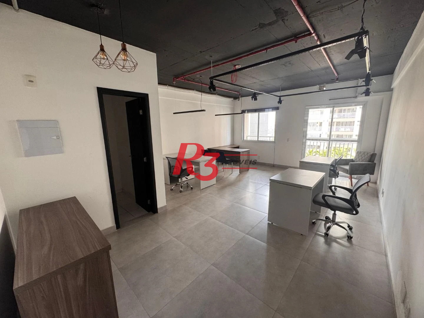 Sala, 40 m² - venda por R$ 200.000,00 ou aluguel por R$ 3.000,00/mês - Vila Matias - Santos/SP