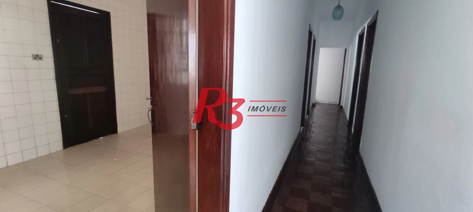 Casa com 5 dormitórios à venda, 290 m² por R$ 1.200.000,00 - Balneário Flórida - Praia Grande/SP