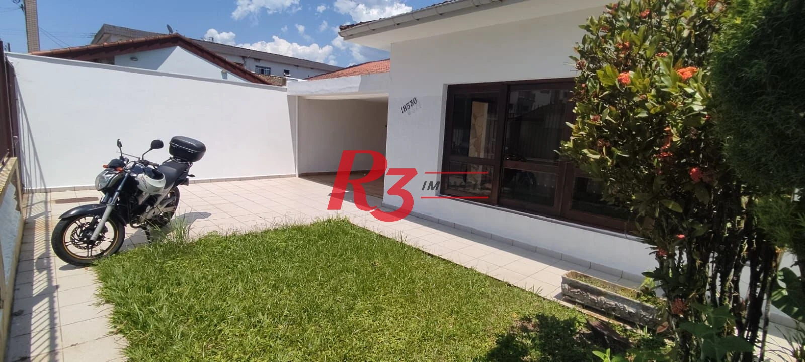 Casa com 5 dormitórios à venda, 290 m² por R$ 1.200.000,00 - Balneário Flórida - Praia Grande/SP