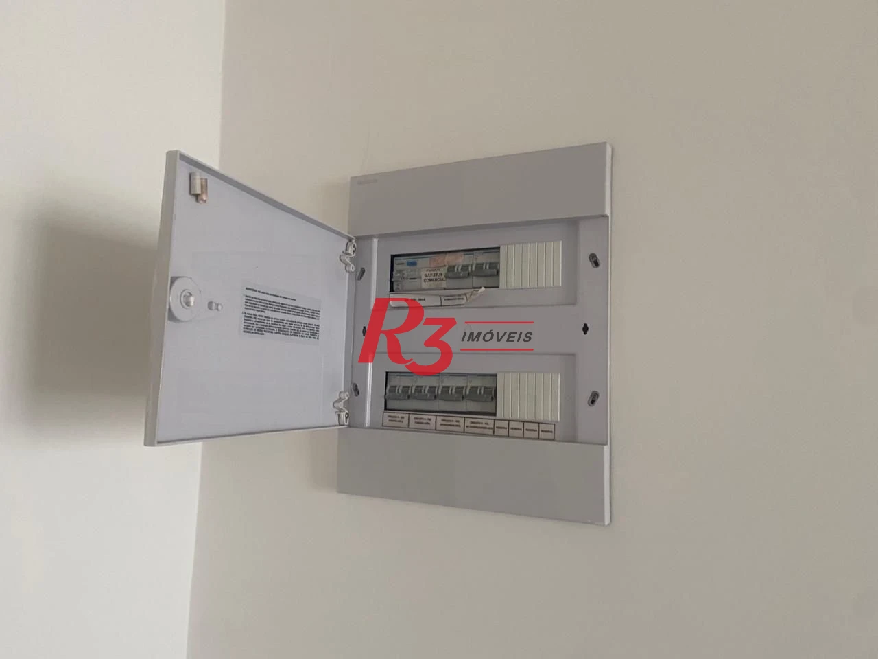 Conjunto para alugar, 96 m² por R$ 4.780,00/mês - Vila Matias - Santos/SP